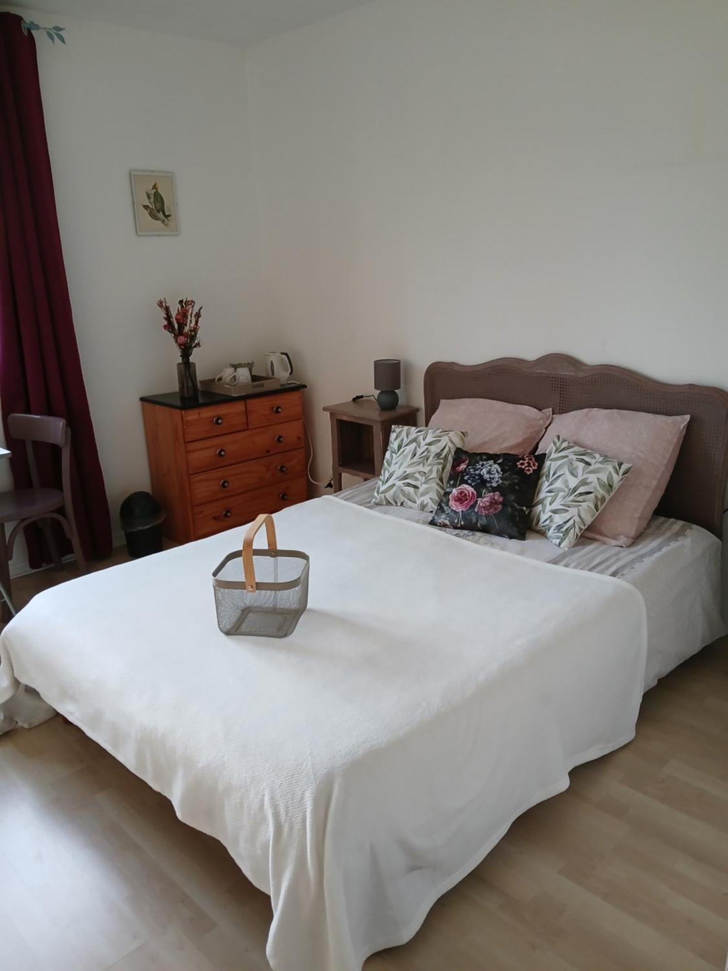 Domaine Des Ifs Bed and Breakfast Le Pin  Eksteriør billede